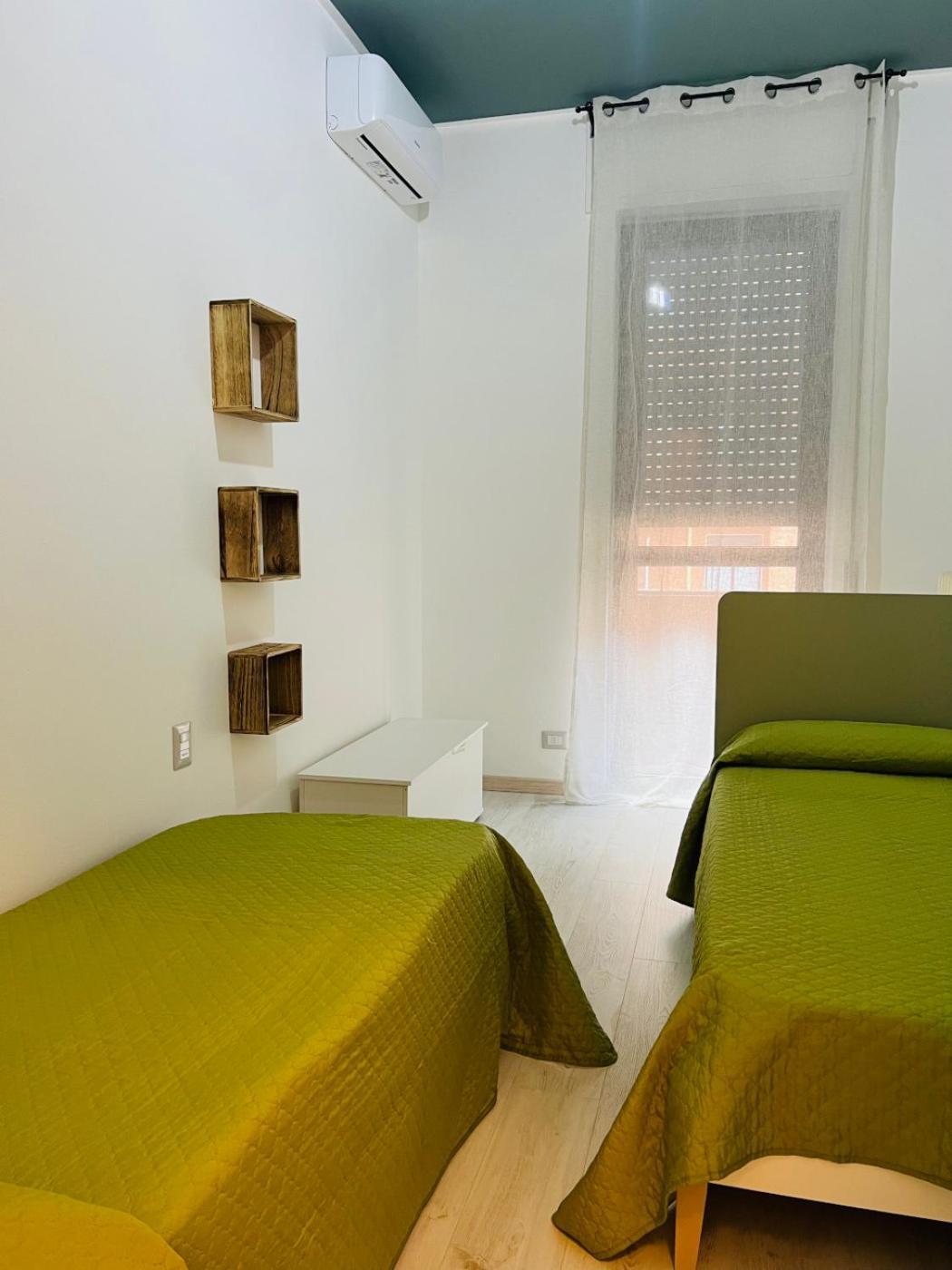 Trilocale Centro Gallarate Exteriör bild
